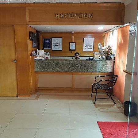 Hotel Regency トリバンドラム エクステリア 写真